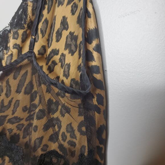 Victoria's Secret Vintage Leopard Print Silk Chemise Slip Black Lace Trim Medium - Picture 8 of 16